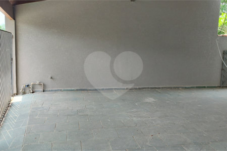 Sobrado à venda com 3 quartos, sendo 1 suíte, em Ressaca, Atibaia, SP