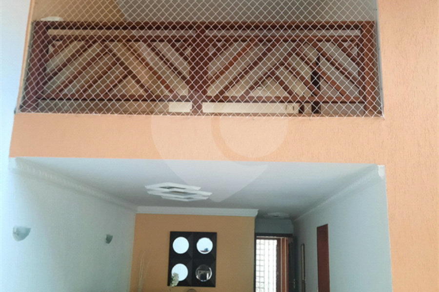 Sobrado à venda com 4 suítes em Tremembé, São Paulo, SP