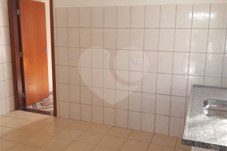 Casa à venda com 4 quartos em Lopes de Oliveira, Sorocaba, SP