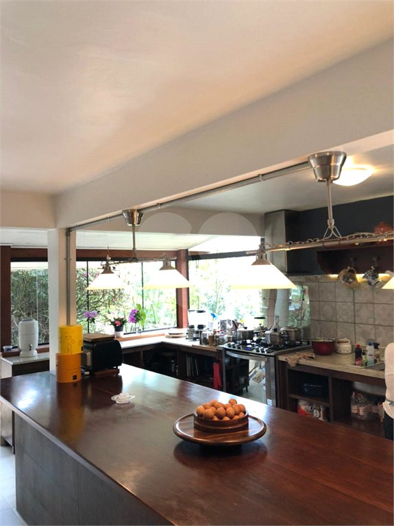 Casa Térrea à venda com 4 quartos, sendo 1 suíte, em Roseira, Mairiporã, SP