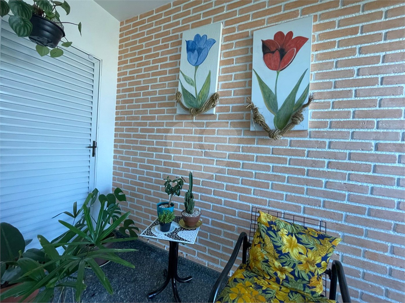 Sobrado à venda com 3 quartos, sendo 1 suíte, em Vila Paiva, São Paulo, SP