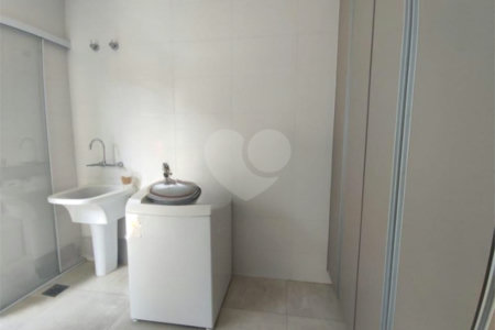 Casa térrea para venda no Condomínio Damha III