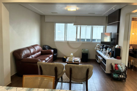 Apartamento à venda com 3 suítes em Bosque da Saúde, São Paulo, SP