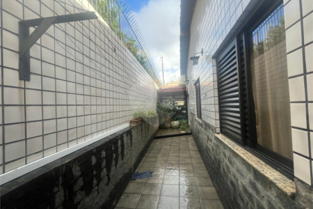 Casa à venda com 4 quartos, sendo 1 suíte,  em Jardim Franca, São Paulo, SP