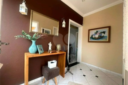 Casa à venda com 3 quartos, sendo 1 suíte, no condomínio Residencial Delle Stelle, Louveira - SP