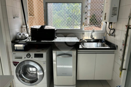 Apartamento à venda com 2 quartos, sendo 1 suíte, em Vila Andrade, São Paulo, SP