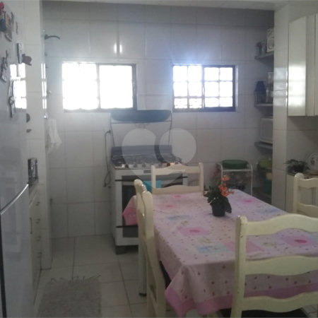 Sobrado à venda com 4 quartos, sendo 1 suíte, em Vila Medeiros, São Paulo, SP
