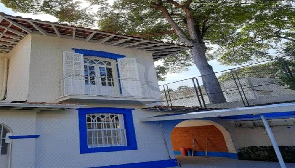 Sobrado à venda com 4 quartos em Vila Mariana, São Paulo, SP