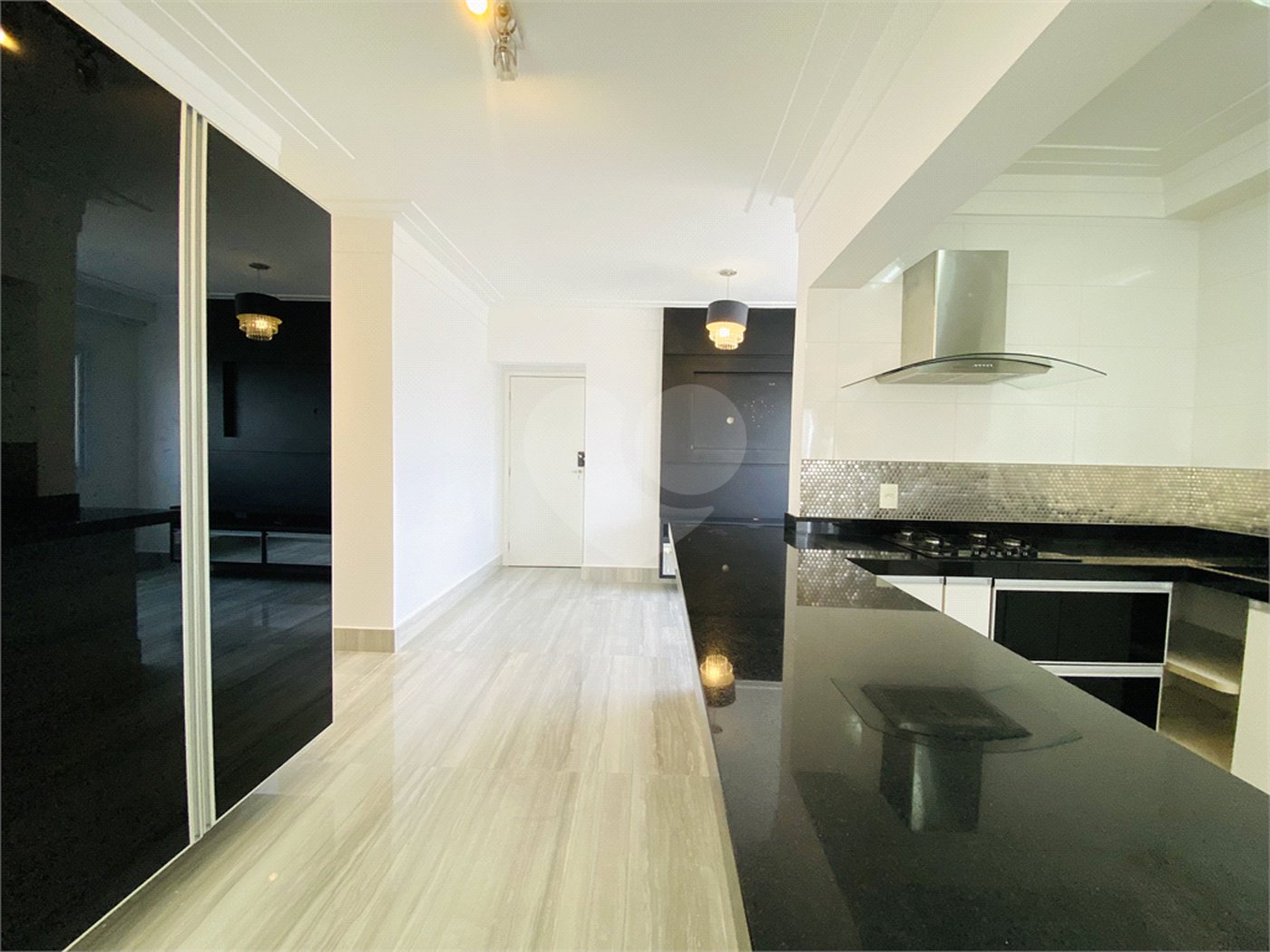 Apartamento à venda com 2 quartos, sendo 1 suíte,  no Centro, São Bernardo do Campo, SP