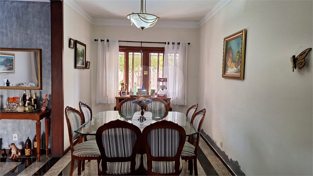 Sobrado à venda com 3 quartos, sendo 1 suíte, em Jardim Saira, Sorocaba, SP