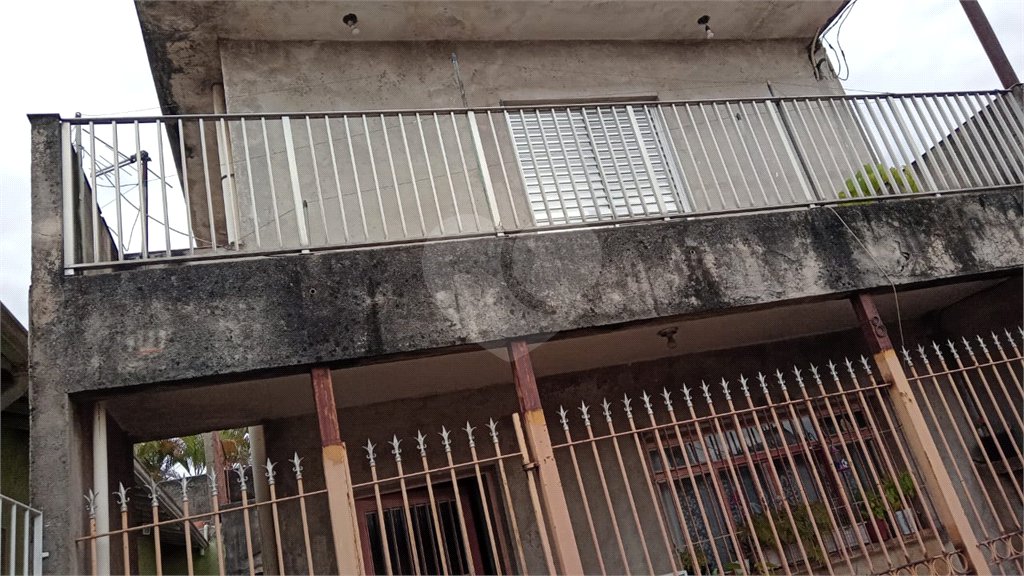Casa de Vila à venda com 4 quartos, sendo 1 suíte, em Vila Mazzei, São Paulo, SP