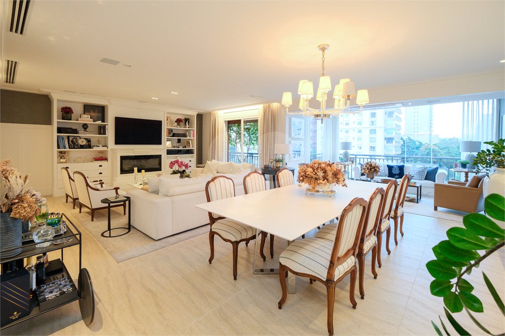 Apartamento à venda ou para alugar com 2 suítes em Jardim Paulistano, São Paulo, SP
