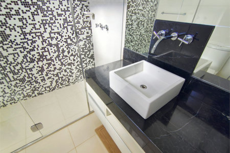 Casa à venda ou para alugar com 4 suítes no condomínio Quinta das Laranjeiras, Jundiaí - SP
