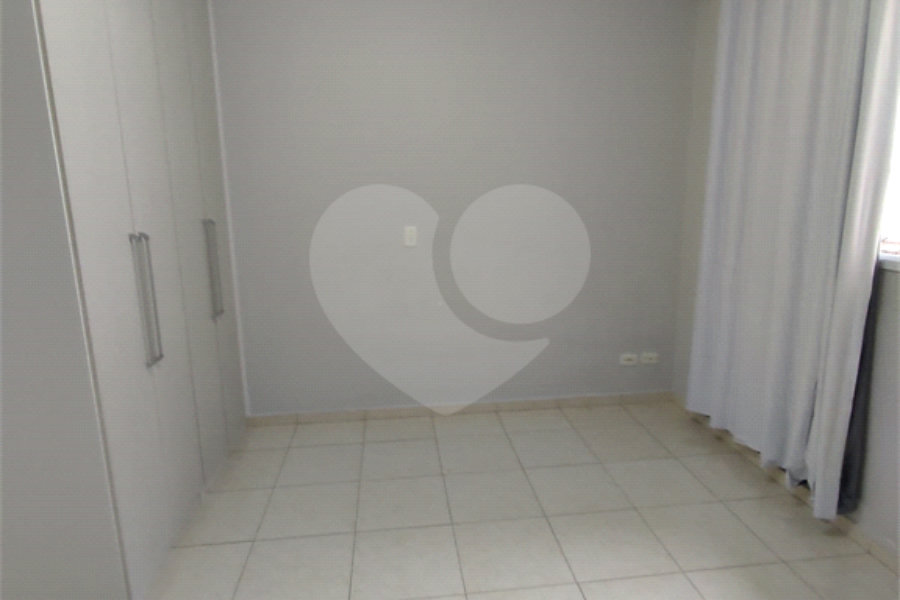 Sobrado à venda com 3 suítes em Vila Mazzei, São Paulo, SP