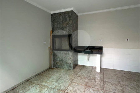 Casa à venda com 3 quartos, sendo 2 suítes, em Residencial Ponta Porã I, Ponta Porã, MS