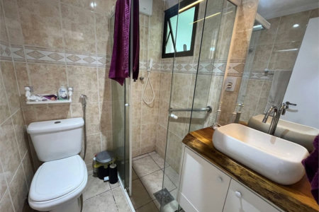 Apartamento com 2 dormitórios à venda, 64 m² por R$ 360.000,00 - Jardim Praiano - Guarujá/SP