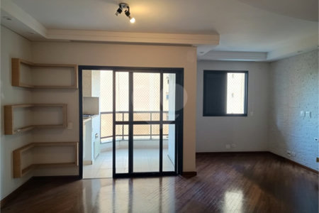 Apartamento à venda com 2 quartos, sendo 1 suíte,  em Vila Suzana, São Paulo, SP