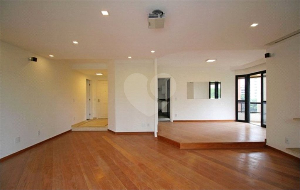 Apartamento à venda com 4 quartos, sendo 3 suítes, em Vila Suzana, São Paulo, SP