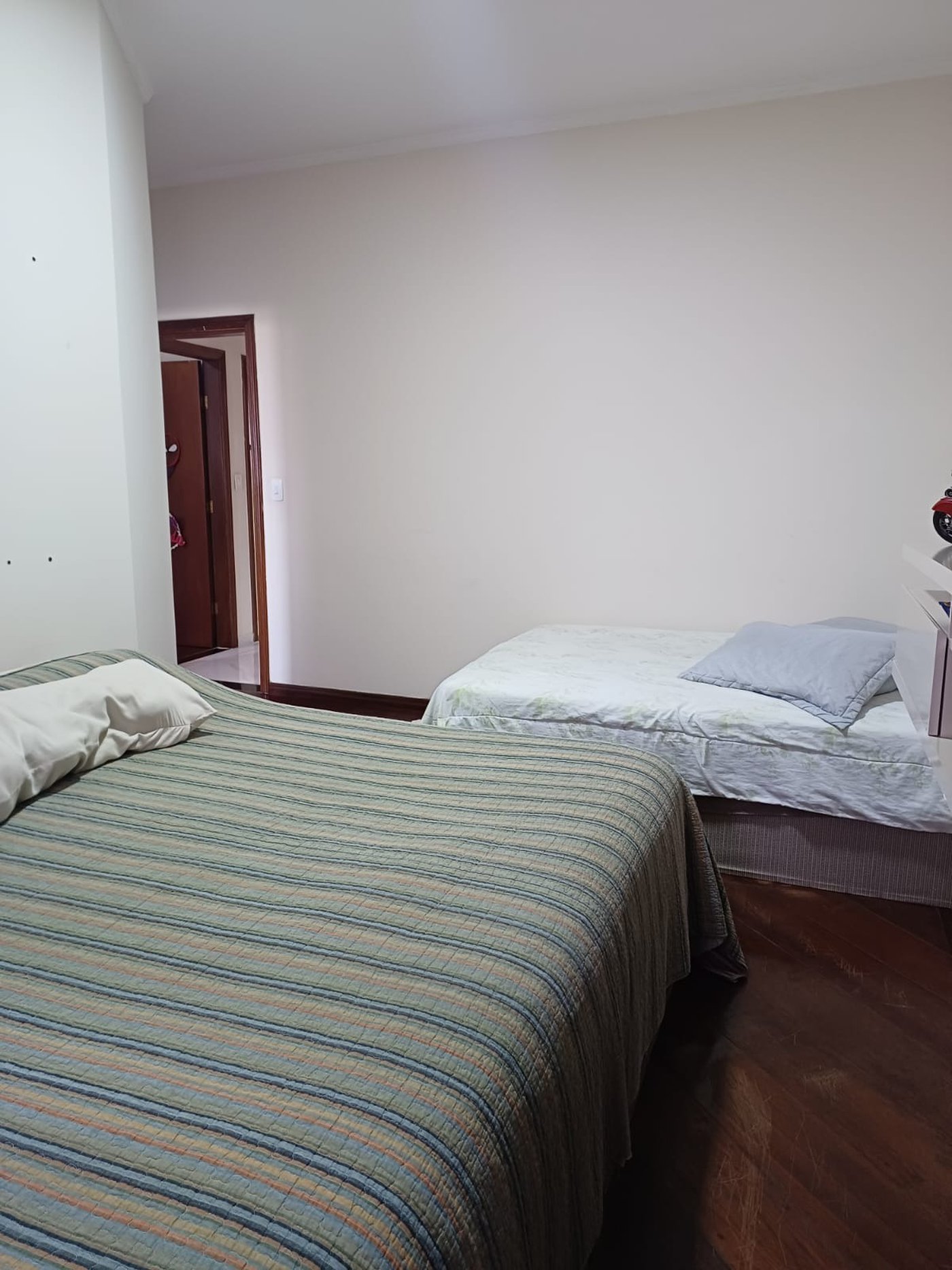Casa à venda com 3 quartos, sendo 1 suíte, em Jardim Rosana, Guarulhos, SP