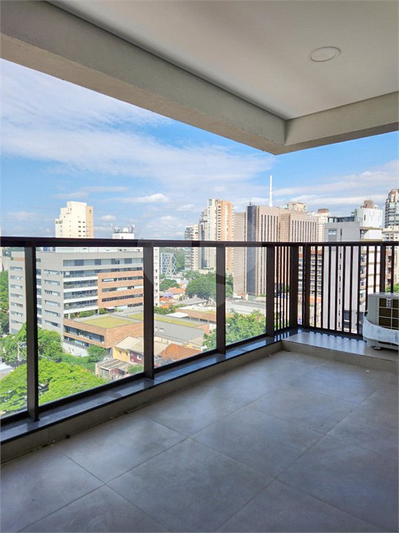 Apartamento à venda com 2 quartos, sendo 1 suíte,  em Vila Mariana, São Paulo, SP