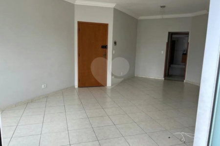 Apartamento à venda com 4 quartos, sendo 3 suítes, em Indianópolis, São Paulo, SP