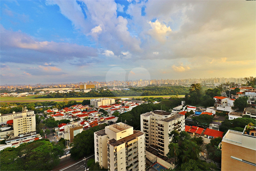 Apartamento à venda com 3 suítes em Santana, São Paulo, SP