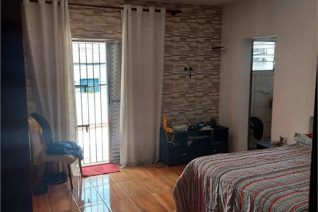 Casa à venda com 4 quartos, sendo 1 suíte, em Vila Pirajussara, São Paulo, SP