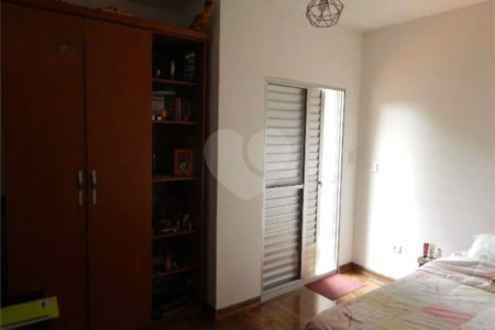 Sobrado à venda com 3 quartos, sendo 1 suíte, em Vila Ré, São Paulo, SP