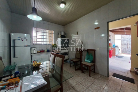 Casa à venda com 4 quartos em Vila Trujillo, Sorocaba, SP