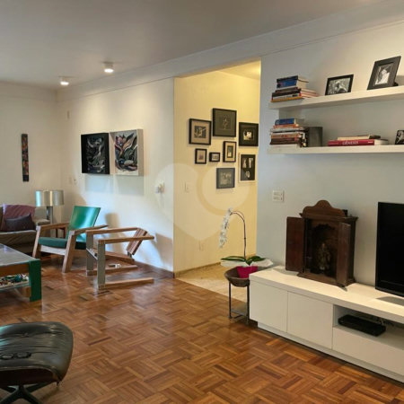 Casa à venda com 4 quartos, sendo 1 suíte, em Vila Morumbi, São Paulo, SP
