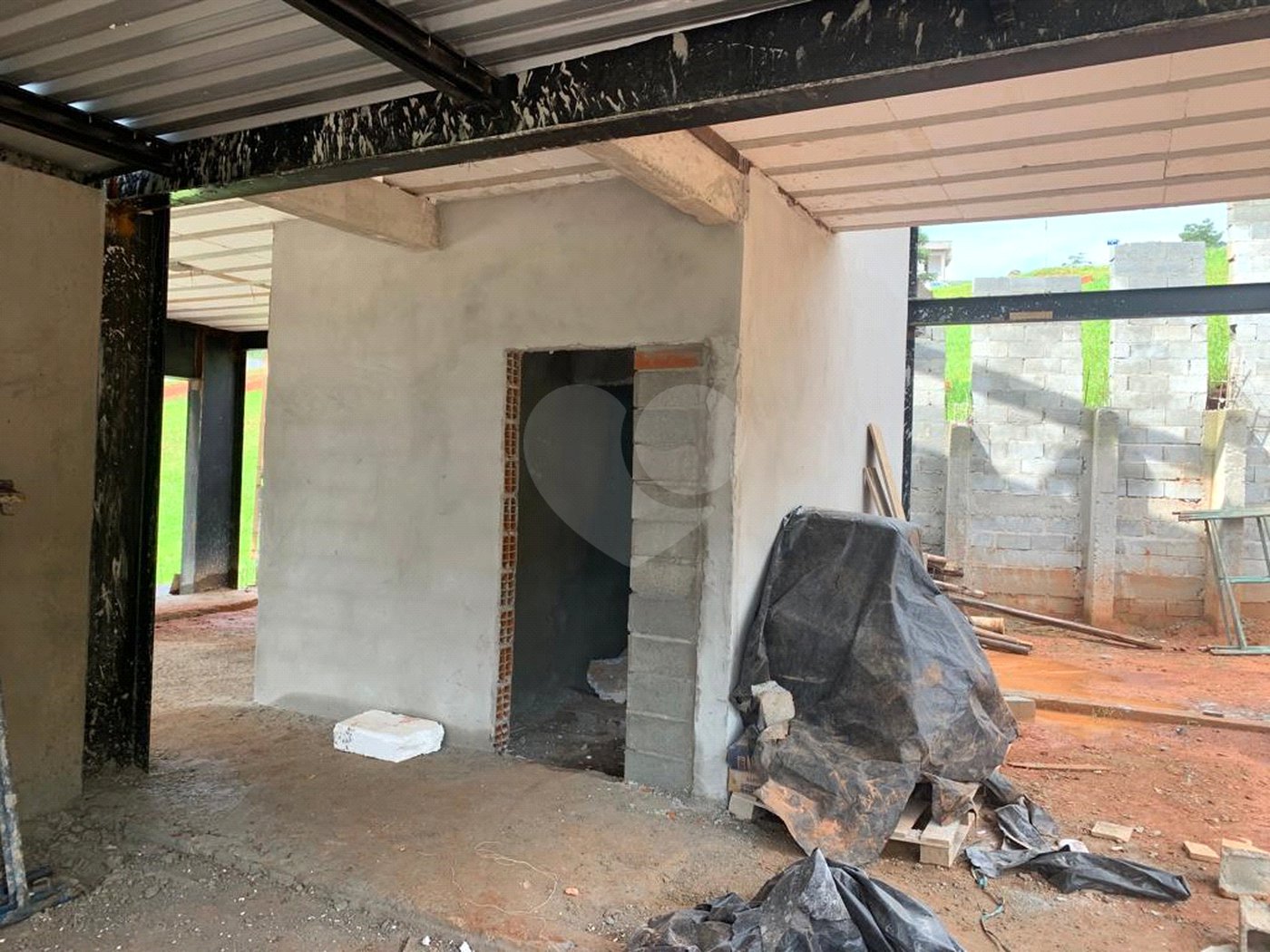 Terreno à venda com 4 quartos, sendo 5 suítes,  no condomínio Quintas da Boa Vista, Atibaia - SP