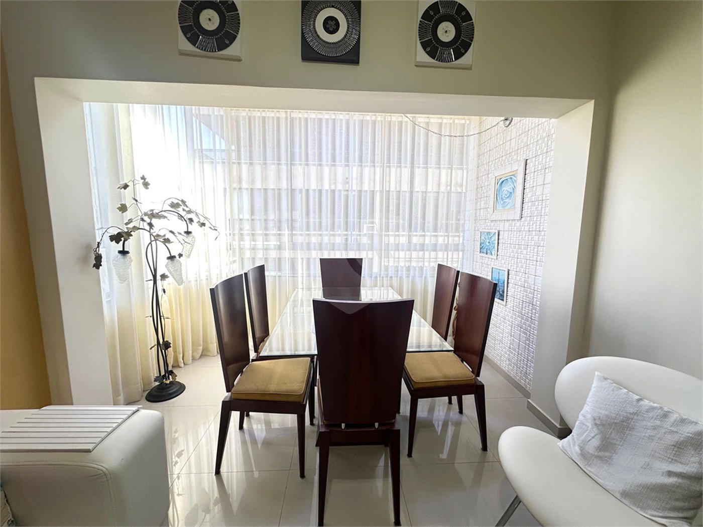 Cobertura à venda com 3 quartos, sendo 1 suíte, em Passagem, Cabo Frio, RJ