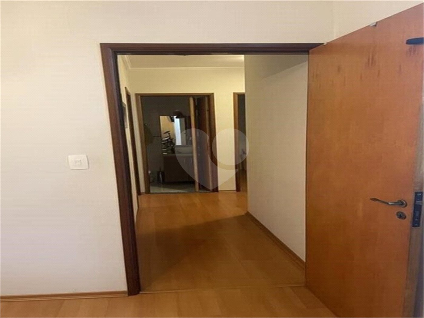 Casa à venda com 3 quartos, sendo 1 suíte, no condomínio Beatriz, São Paulo - SP