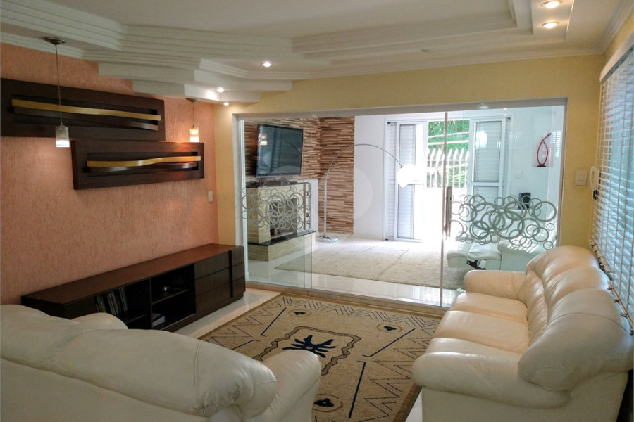 Casa à venda com 3 quartos, sendo 1 suíte, em Jardim França, São Paulo, SP