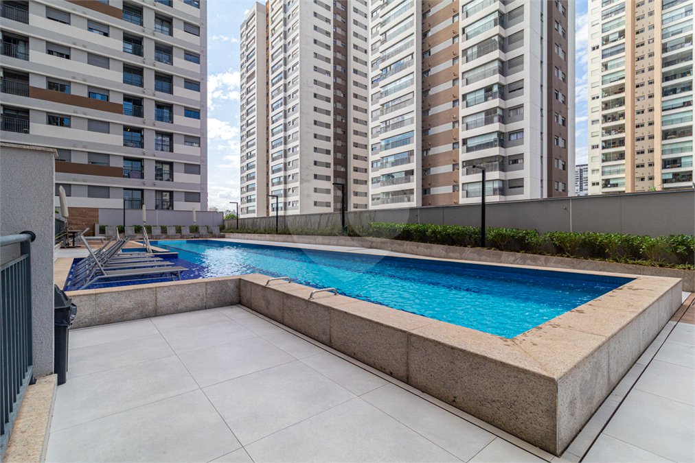 Apartamento à venda com 3 suítes em Jardim Prudência, São Paulo, SP