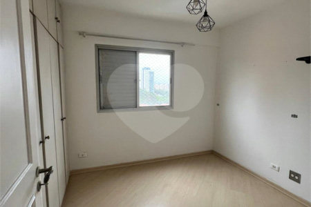 Apartamento à venda com 2 quartos, sendo 1 suíte, em Jardim Ester, São Paulo, SP