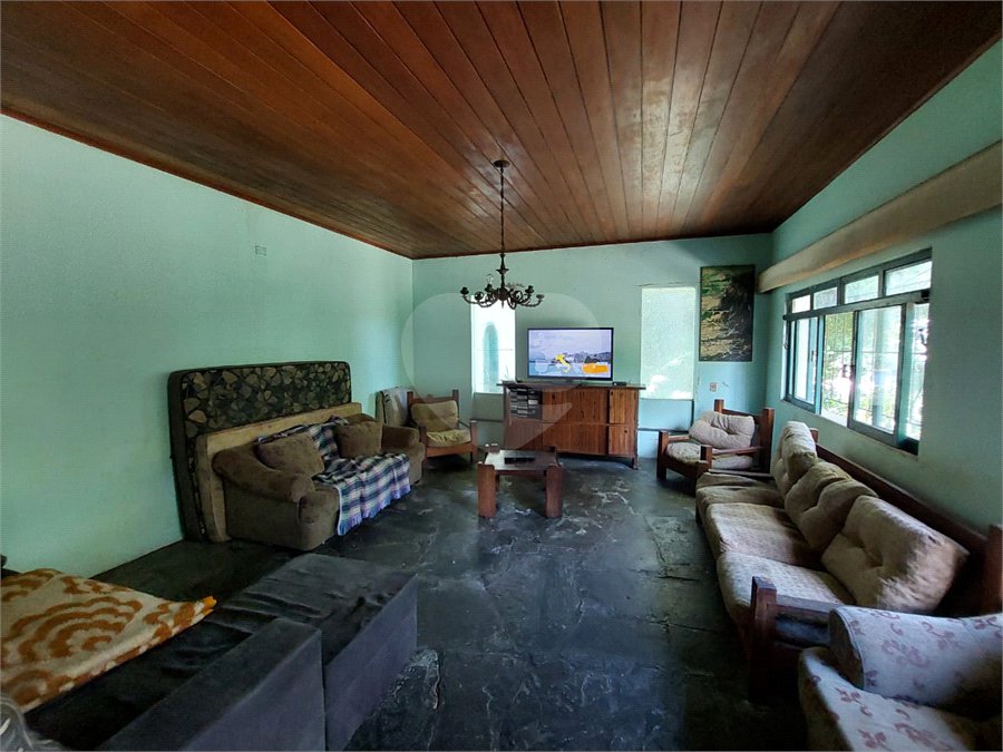 Casa à venda com 5 quartos, sendo 1 suíte, em Eldorado, São Paulo, SP