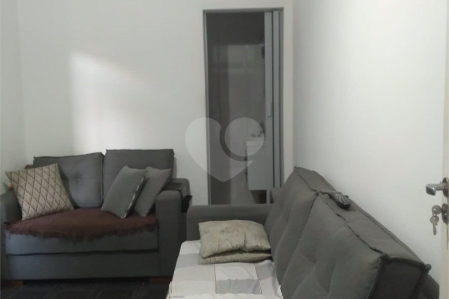 Sobrado à venda com 6 quartos, sendo 1 suíte, em Vila Sabrina, São Paulo, SP