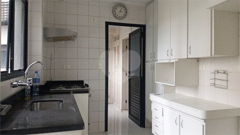 Apartamento à venda ou para alugar com 4 quartos, sendo 2 suítes,  em Vila Sônia, São Paulo, SP