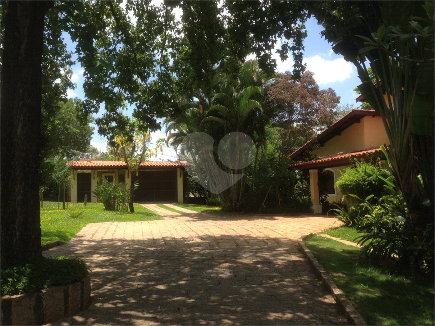 Casa à venda com 5 quartos, sendo 3 suítes, em Recanto das Flores, Indaiatuba, SP