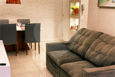 Apartamento à venda com 2 quartos em Vila Anastácio, São Paulo, SP