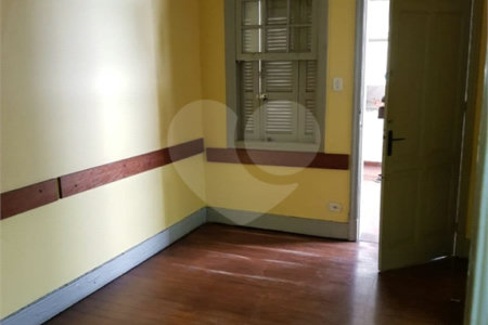 Sobrado à venda com 3 quartos em Jardim Paulista, São Paulo, SP