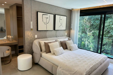 Casa à venda com 6 suítes no condomínio Golf CL, Bertioga - SP
