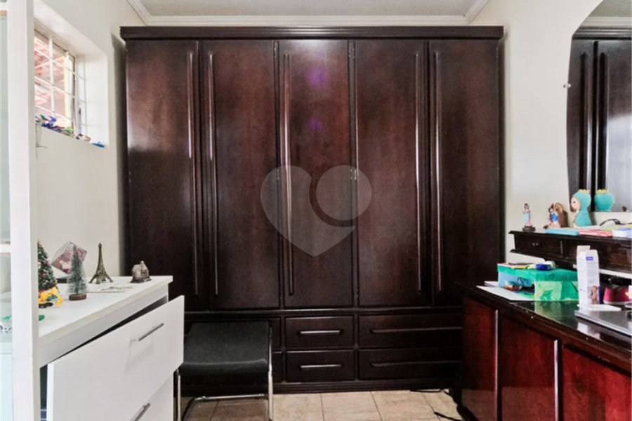 Salão à venda ou para alugar com 3 quartos, sendo 1 suíte, em Jardim Monjolo, São Paulo, SP