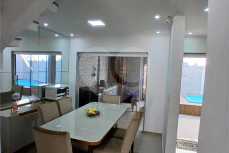 Casa à venda com 4 quartos, sendo 1 suíte, em Campo Grande, Rio de Janeiro, RJ