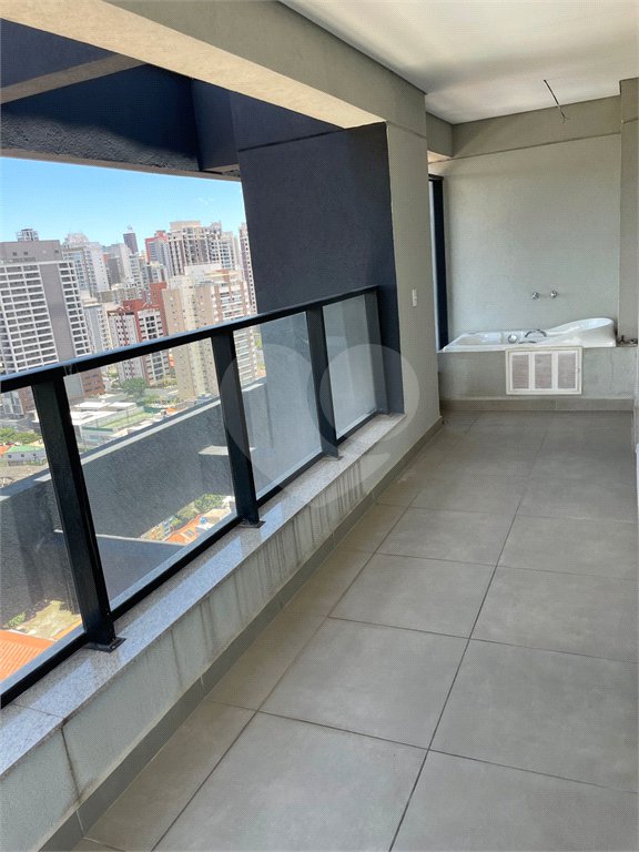 Apartamento à venda com 3 suítes em Água Branca, São Paulo, SP