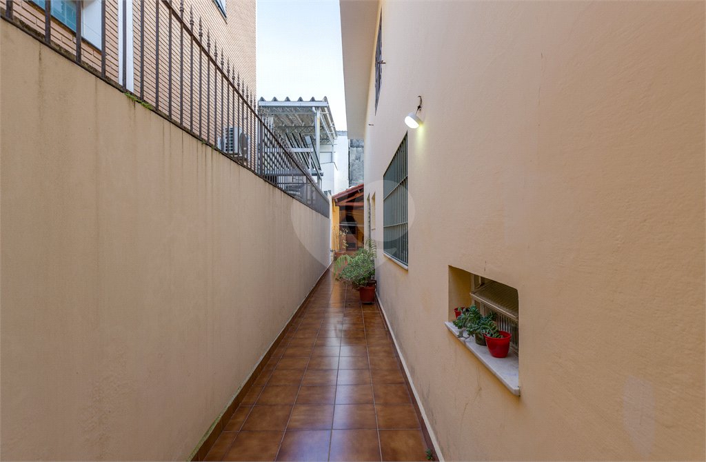 Casa à venda com 3 quartos, sendo 1 suíte,  em Campo Belo, São Paulo, SP