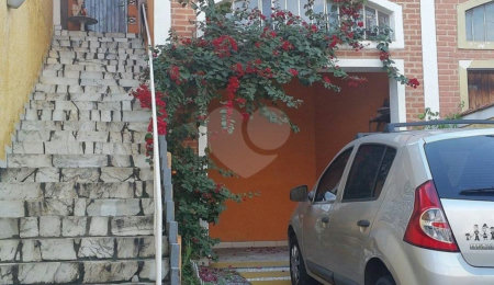 Sobrado à venda com 3 quartos, sendo 1 suíte, em Tremembé, São Paulo, SP