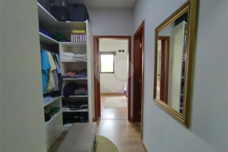 Casa à venda com 4 quartos, sendo 2 suítes, no condomínio Campos de Santo Antonio II, Itu - SP