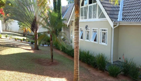 Casa à venda com 3 quartos, sendo 1 suíte, em Bosque, Vinhedo, SP